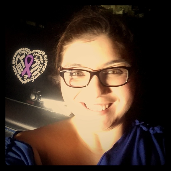 Meet your Posher, Fidelia - Picture 1 of 1